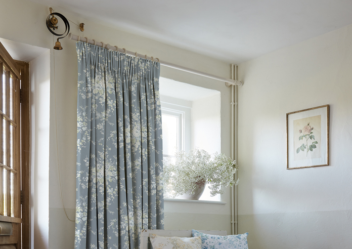 Shabby Chic by Rachel Ashwell Garden Floral, Dusky Blue - Made to Measure Curtains - Image 5